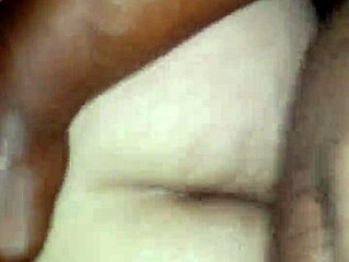 熟女スラットのアナルはMrhollaoutのもの、1年365日