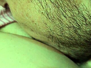 Bakire kız arkadaşıma ilk sıkı am sürüşü verirken çok gergindim