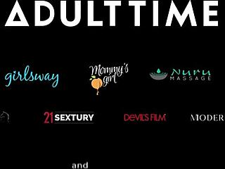 Kendra Spade núti Giu Derzu jesť jej chlpatú pussy na iniciácii v spolku