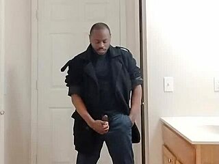 仕事帰りに彼女妻の浮気妄想ドライオナニーでスロー射精