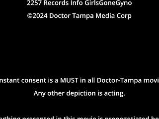 Channy Crossfires dostává close-up anál během fyzické prohlídky 2023