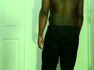 She dances on the balcony, exploring her anal canal with every move.