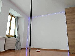 i love christmas pole dancing