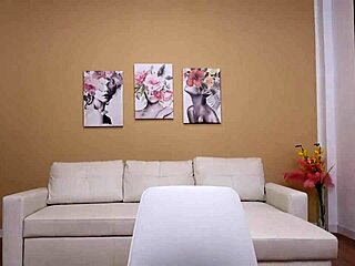 pink agency casting with emmita vampirosa