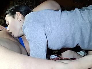 hot cunnilingus from real lesbian couple