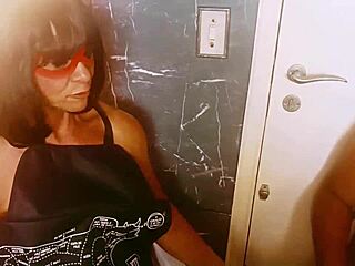 cozinhando e fodendo parte 3 sensual homemade bent over pussy naked cum mature brazilian slut