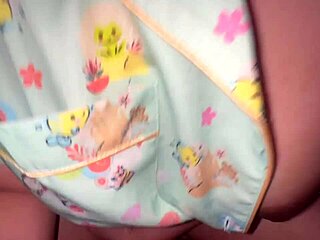 เมียไทยสมัครเล่น หีขาวแน่นก่อนนอน