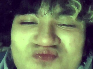 homemade fitness video with Maluma moaning in front 😊