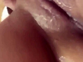 Beautiful latina rica masturbates intensely with dildo toy