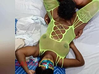 Safada Cums Hard in My Mouth During Carnaval 2025