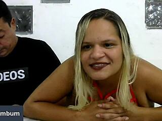 Pornstar Paty Bumbum Answers Wild Public Questions Now!