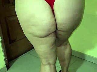 mi madrastra, gosh, flashin’ on street, so hottt...