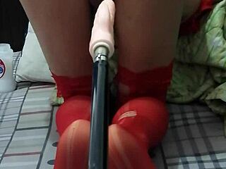 Ladyboy Yiyi goes wild with anal masturbation again! 😲