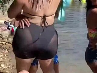 Bunduda Gostosa Working as Prostitute in Steamy Encounter