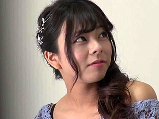 사진 촬영장에서 큰 가슴 일본 미녀 크림파이 당해. 멋진 곡선이 주인공 돼.