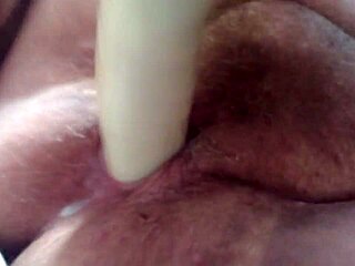 Solo babe cums hard using dildo and toys daily