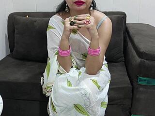 Indická nevlastní máma bere nevlastního syna špinavé řeči a tvrdé šukání, když táta není doma