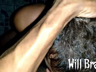 Grindr cruising... pica preta in my white ass, got me all bent over for him!