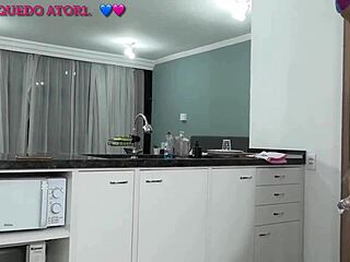 Quick bang in Preta's bathroom, full action on Red! 🔥