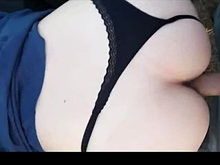 Audreyyy, 57 MILF med vakre former, elsker offentlig flashing og cum i munnen