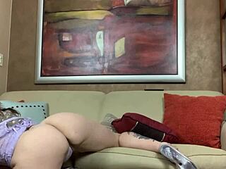 Feet in the air during rimming