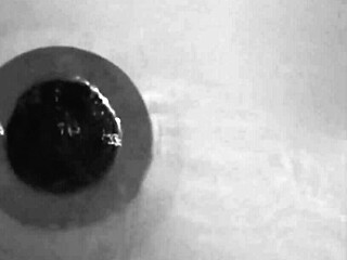 Oh, that sexy psycho girl in the shower! What a bathing babe!