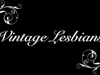 Vintage Lesbians in Erotic Confessions!