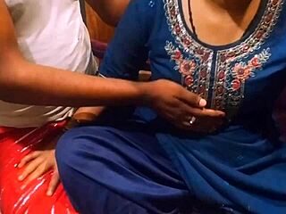 Yourheena543 - Komşu Bhabhi'yi Köpek Pozisyonunda Kirli Konuşma ve Anal ile Siktim