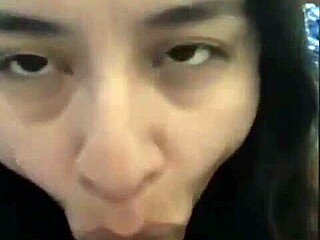 Aurora Estelar täytetään maidolla oikeassa seksivideossa creampie-kumilla