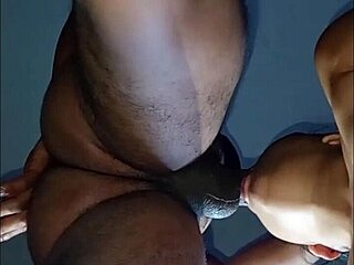 Que Buena Garganta Profunda Hace Esta Mujer