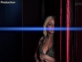 anal fucking in a swinger club