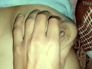 Let's do Desi Indian chudai in this hotel room