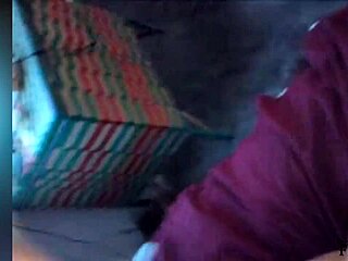 可愛い隣人が友達を初めてのアナルバックで破壊