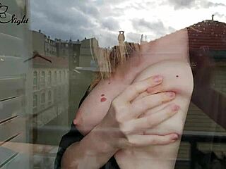 Babe sent video message lover from paris and masturbate pussy