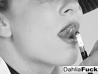 Dahlia Sky kompilace sólové srandy