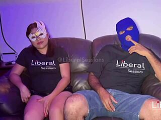 Swingerpar prøver cuckold-opplevelse med munnsex på single med enorm kuk 😏