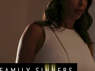 I, Alexis Fawx, Discover Jake Adams' Milf Money and Want to Ride Him