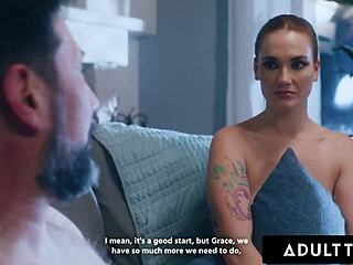 Submissive wife Siri Dahl and bestie Ana Foxxx in kinky 3-way 😈