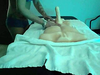 i had a sexy massage with beautiful emy angel that turned into masturbation.