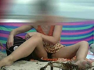 Plage nue des Caraïbes, cuckold voyeur en vacances, échantillon gratuit