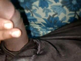 Homemade indian young stepsister gets it in her mouth!