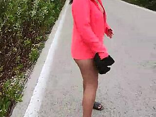 PUTA SHOWING ASS AND TITS ON MEXICAN HIGHWAY!!