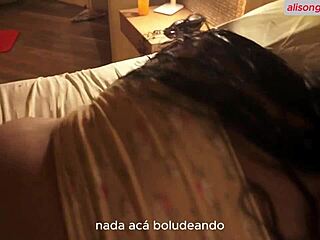 Hermanastro Calenton Se Escabulle En Mi Cuarto Para Jugar A Las Cosquillas Y Termina Metiendo Su Enorme Verga Y Montandome Super Duro