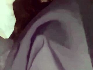 amoosinas cums on white ass in airport wc 😏