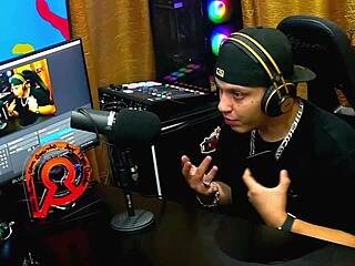 I asked Bruna Lambertini for a kiss, and she sat naked on my lap as my dick rose during the podcast