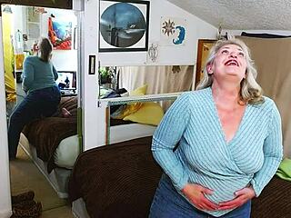 this vore fantasy from dawnskye1962 is so wild with those big asses