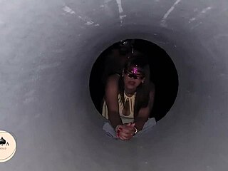 Berhenti kongkek kekasih di tengah pembinaan awam