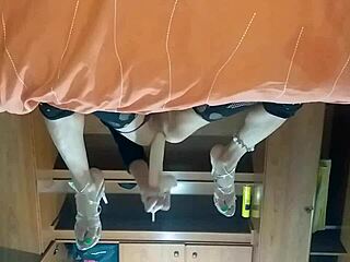 Travesti Latina Se Clava Enterito En El Culito Su Juguetito Nuevo