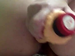 I masturbate my big ass pussy