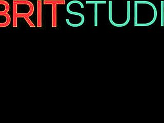 Watch this British teen squirt for the first time!